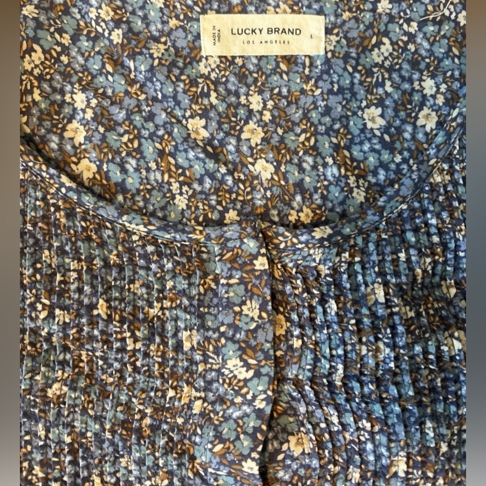 Lucky Brand Long Sleeve Blue Floral Pintuck babydoll button peasant blouse top L - Picture 2 of 9